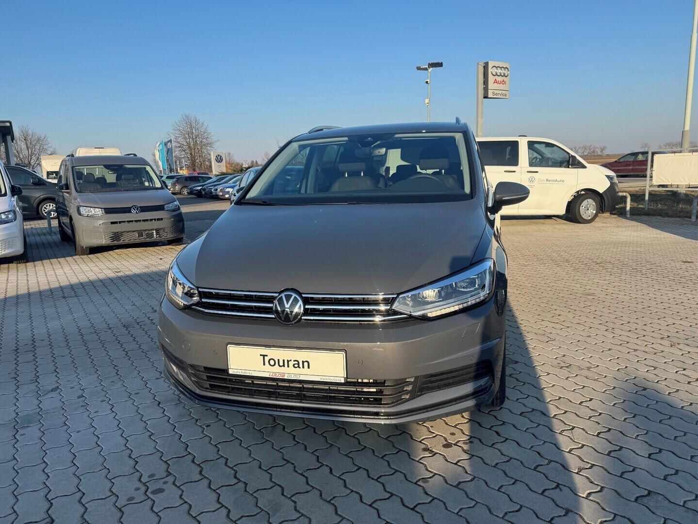 Volkswagen Touran, People 1,5 TSI EVO2 7DSG 110 k - fotka 2
