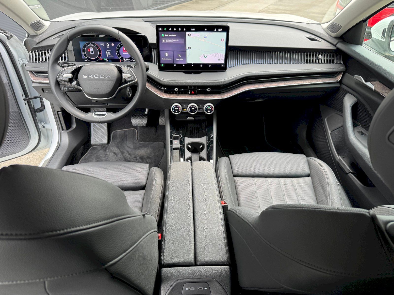 Škoda Superb, DSG 2.0 TDI 142 kW 4x4 L&K - fotka 5