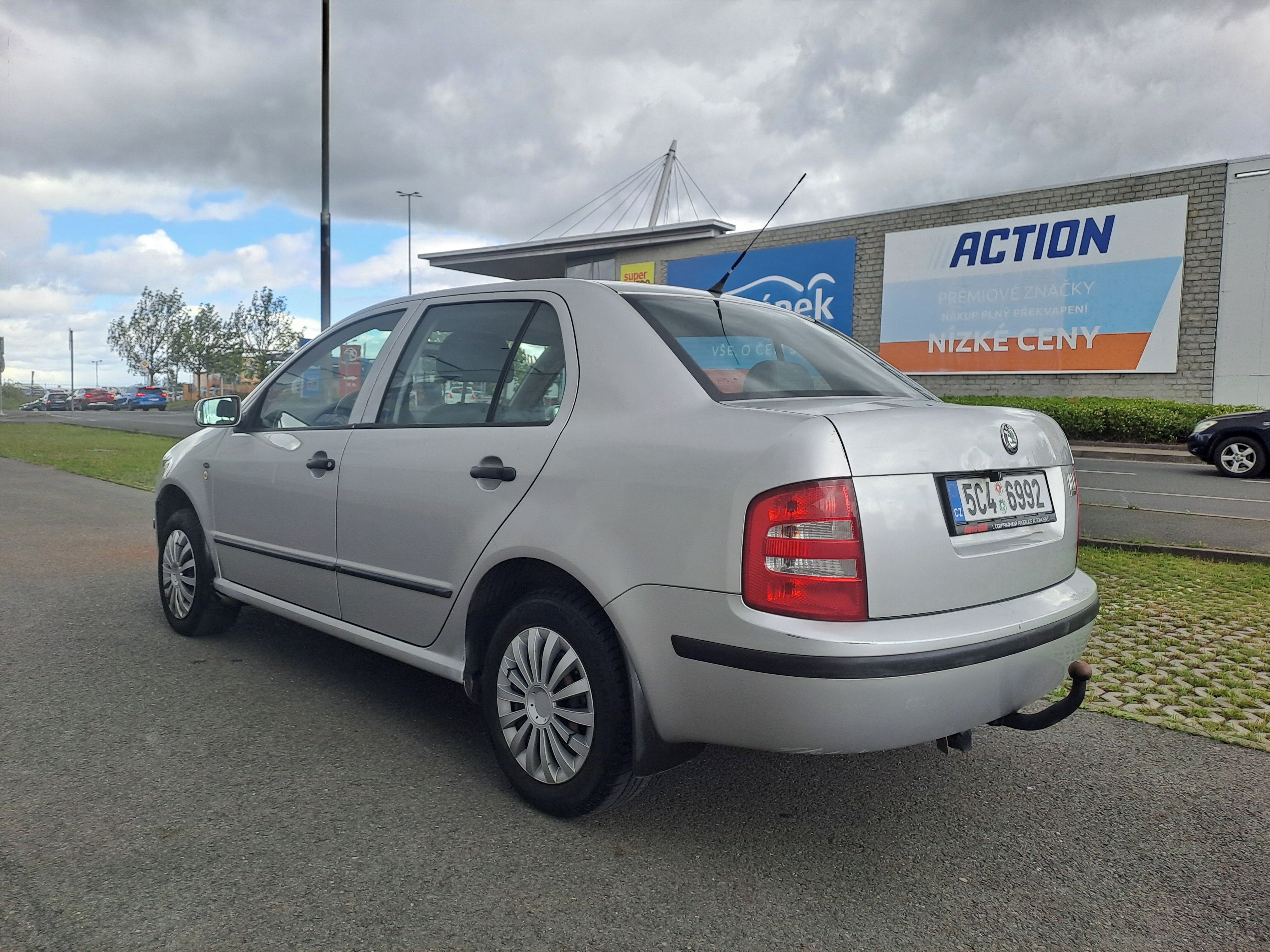 Škoda Fabia, 1.4i 50KW SPOLEHLIVÉ AUTO - fotka 5