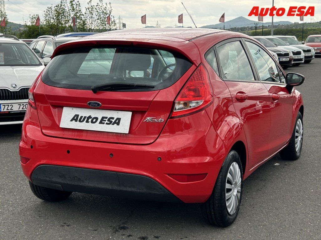 Ford Fiesta, 1.2i - fotka 4