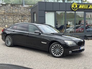 BMW 750 2010