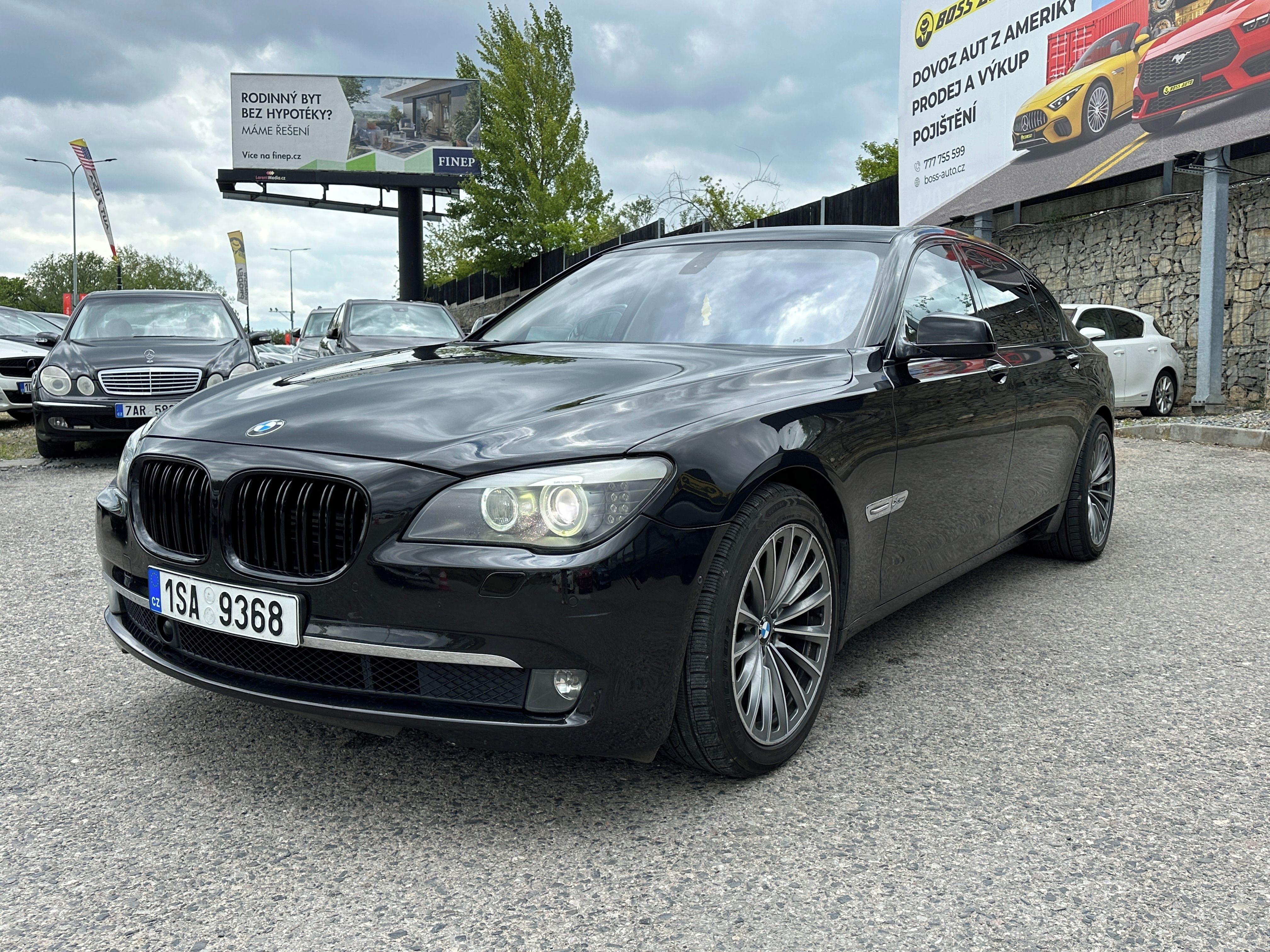 BMW Řada 7, BMW 750 2010 - fotka 4