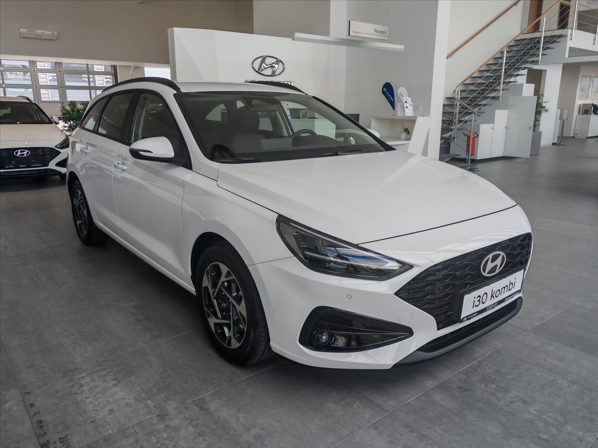 Hyundai i30, 1,6 T-GDi  GO CZECH! DCT MY26 - fotka 6