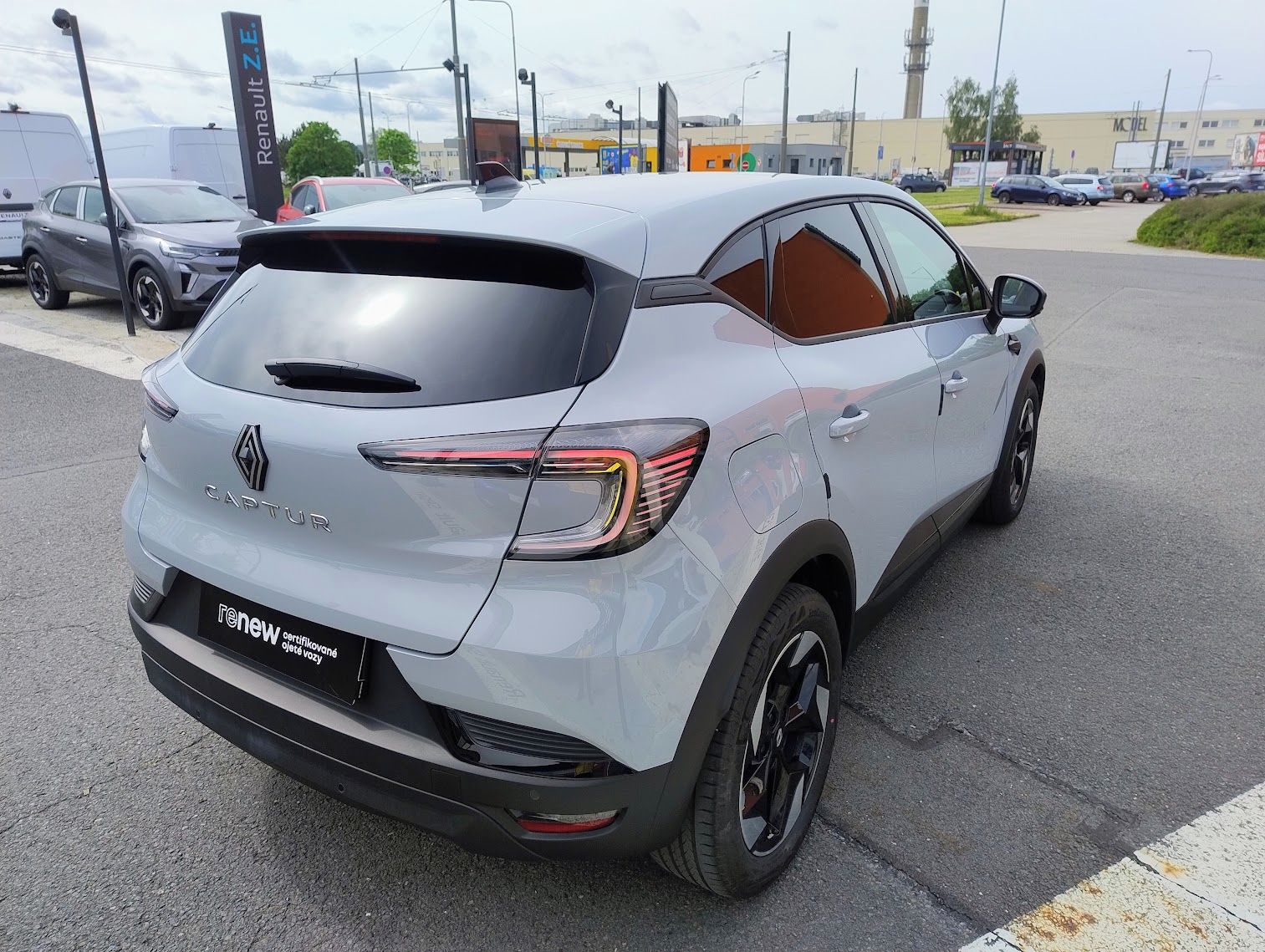Renault Captur, Techno TCe 140, manuál - fotka 4