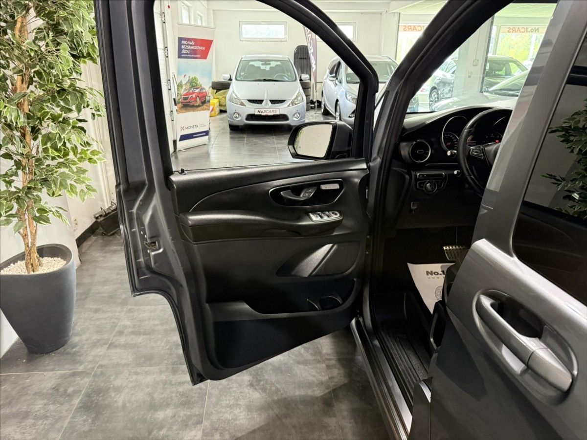 Mercedes-Benz Třídy V, 2,0   250D 4MATIC AMG KAMERA - fotka 6