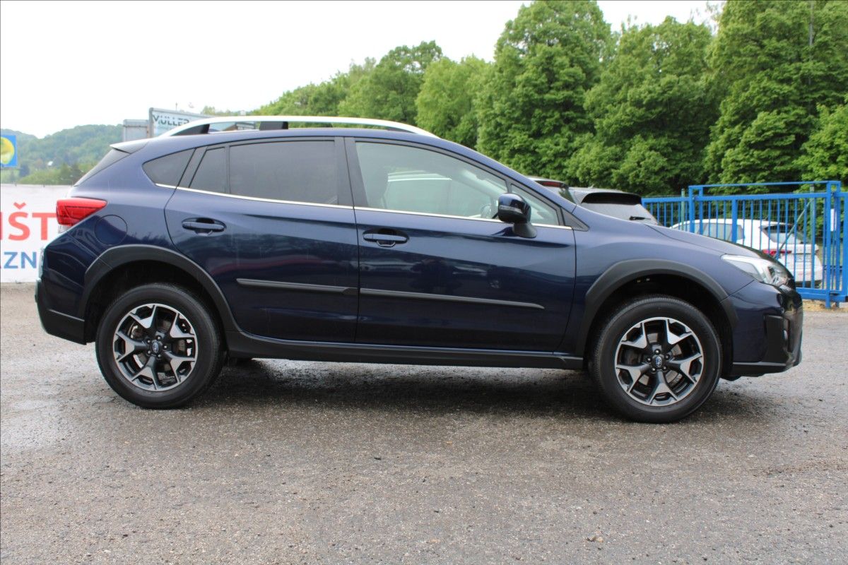 Subaru XV, 1,6 i  1.MAJ,AUTOMAT,4X4,DPH - fotka 4