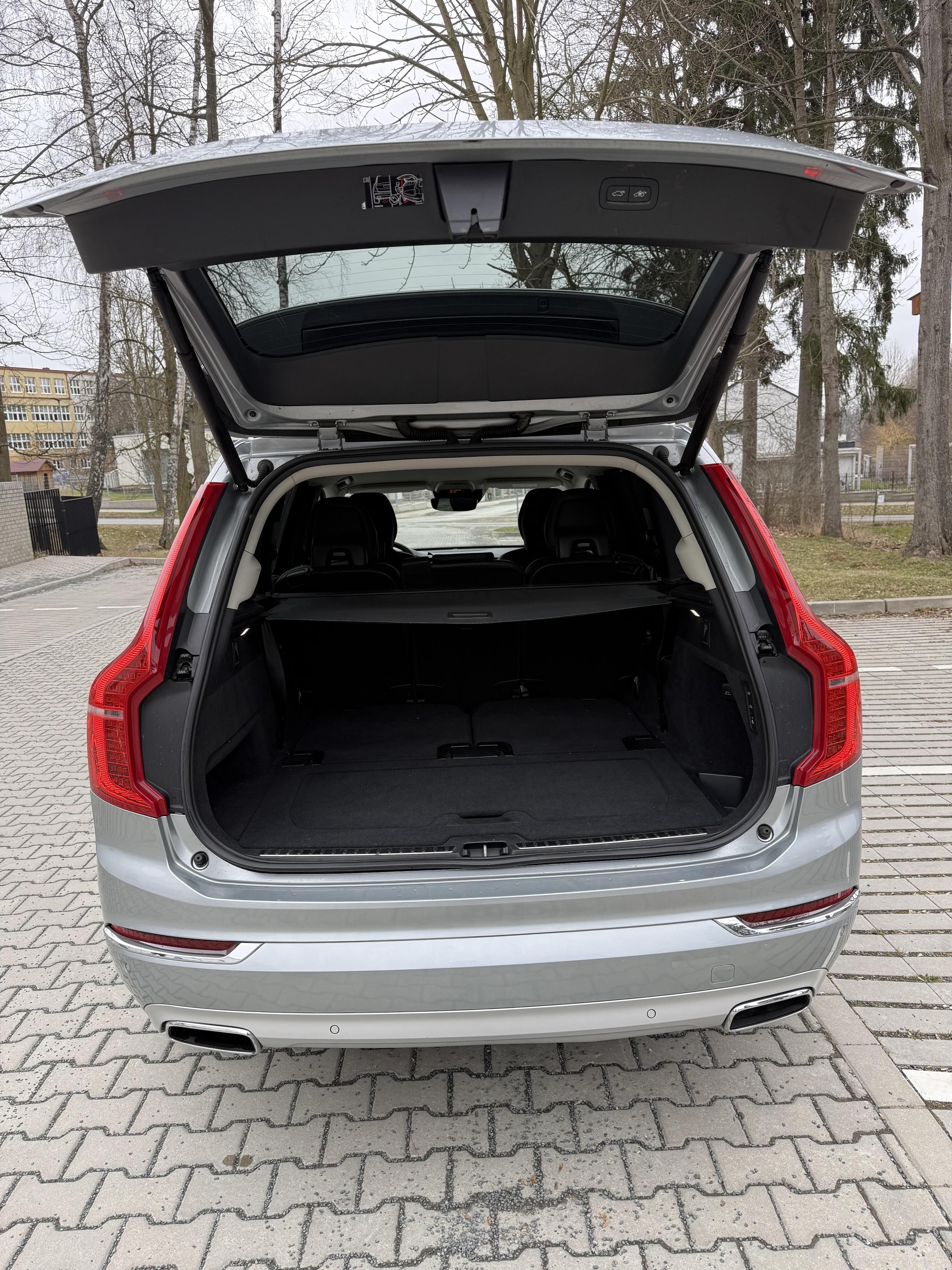 Volvo XC90, 2,0 T6 INSCR228kW*VZDUCH*7míst - fotka 6