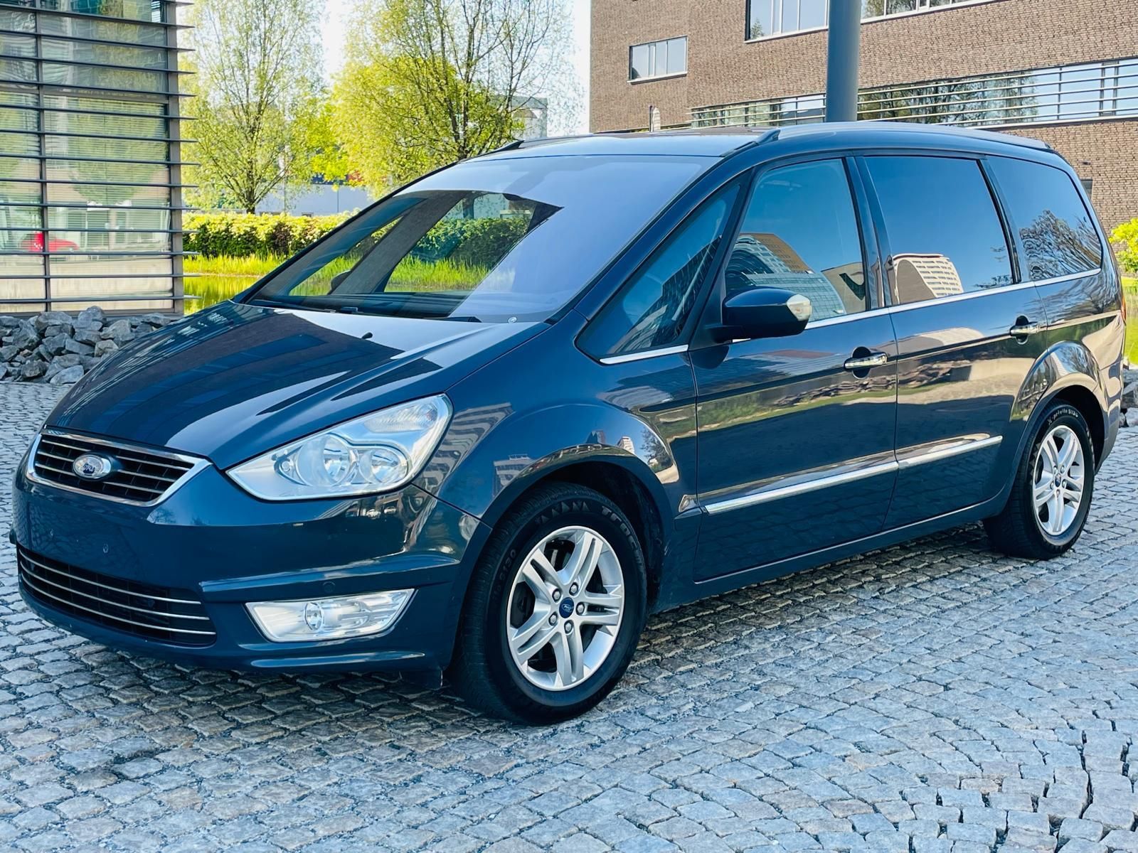 Ford Galaxy, 2.2TDCi MANUÁL 7 MÍST TAŽNÉ - fotka 4