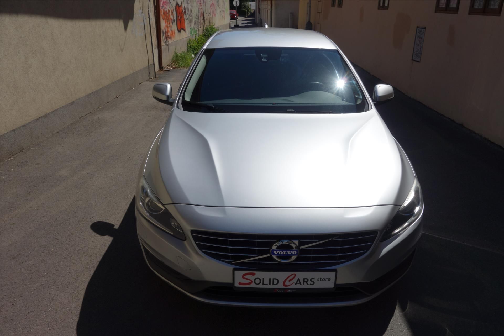 Volvo V60, 2.0 D3 120KW, AUTOMAT - fotka 5