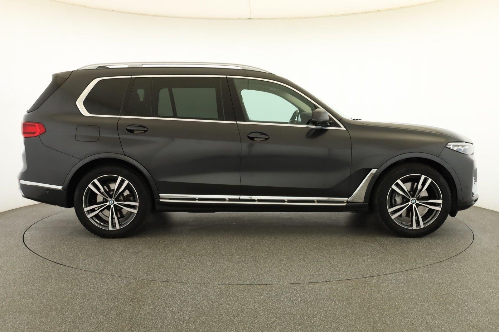 BMW X7, xDrive40i - fotka 6
