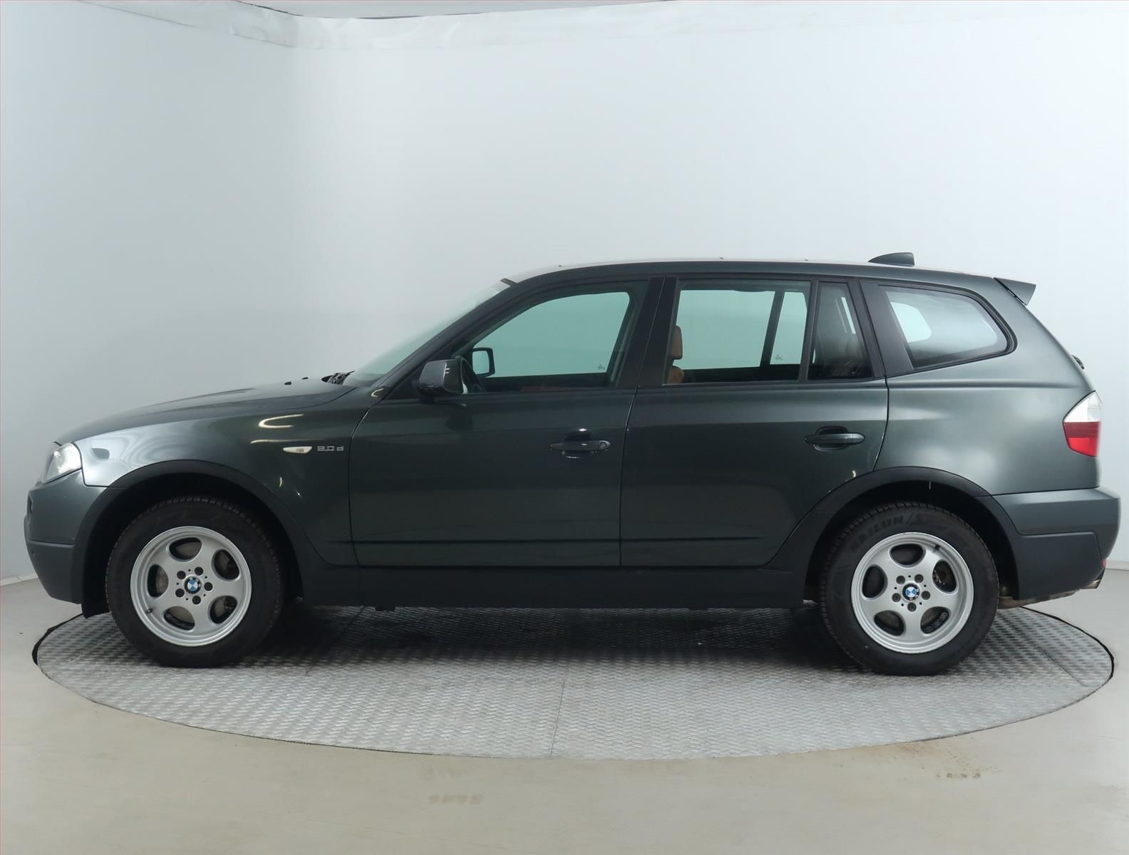 BMW X3, 2.0d, 4X4, Kožené sedačky - fotka 3