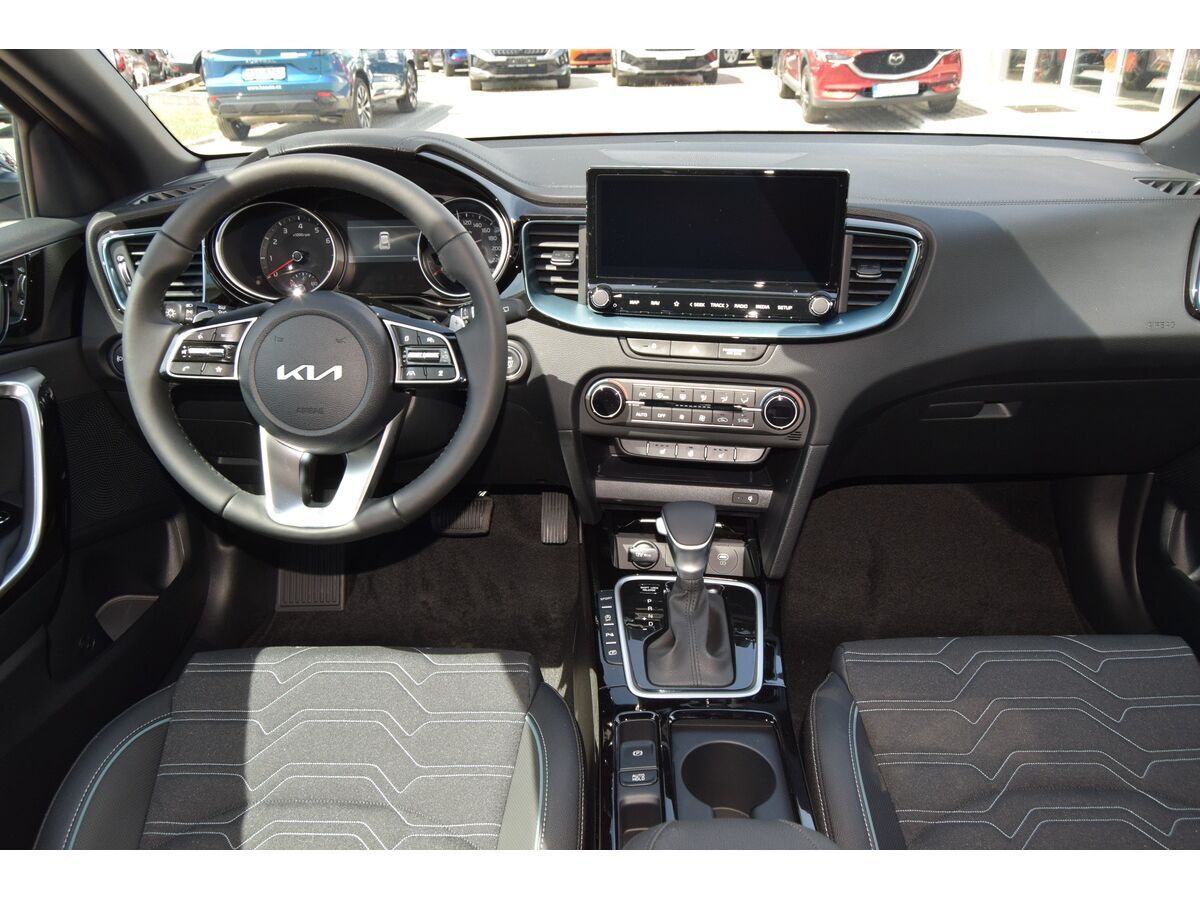 Kia XCee´d, 1,6 T-GDi 7DCT STEEL EDITION - fotka 5