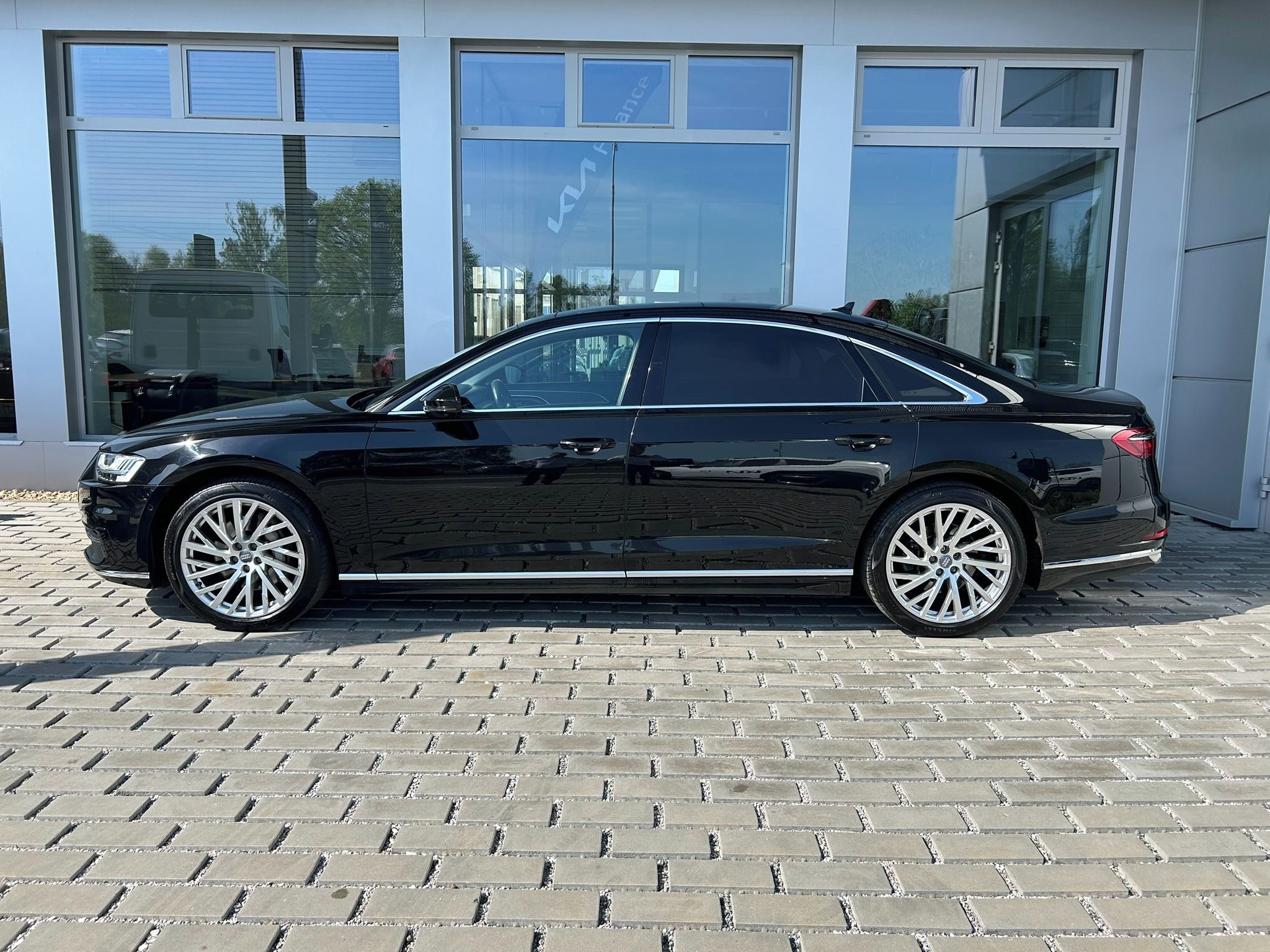 Audi A8, 50 TDI quattro LONG - fotka 4