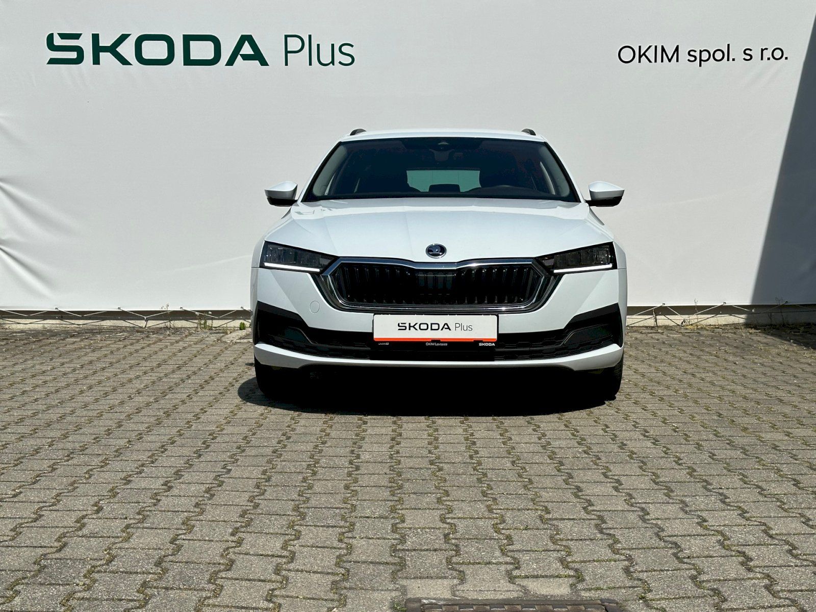 Škoda Octavia, 2.0 TDI 85kW Ambition Combi - fotka 4