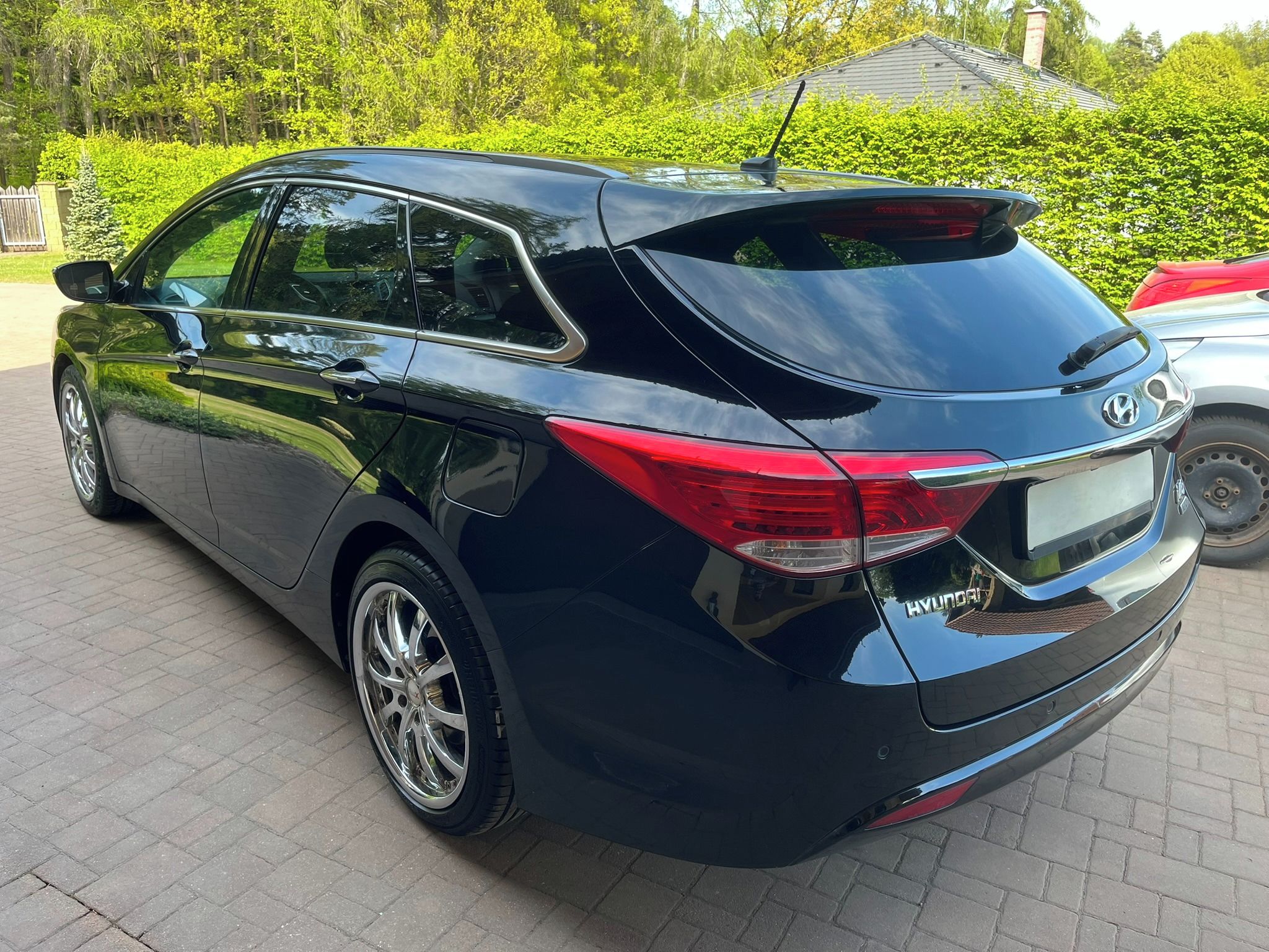 Hyundai i40, 2.0 GDi 130kW Navi Tempomat - fotka 6