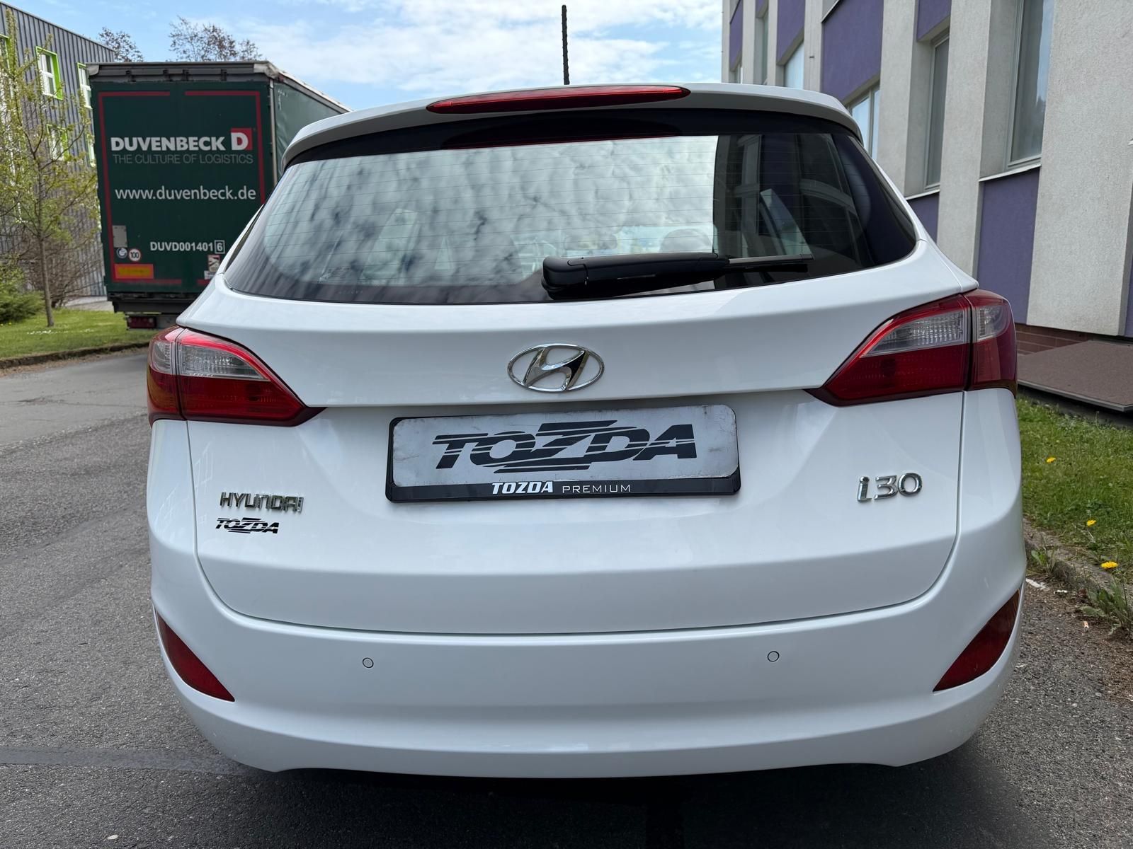 Hyundai i30, 1,6 GDi /DPH/servis/1.maj./ - fotka 4