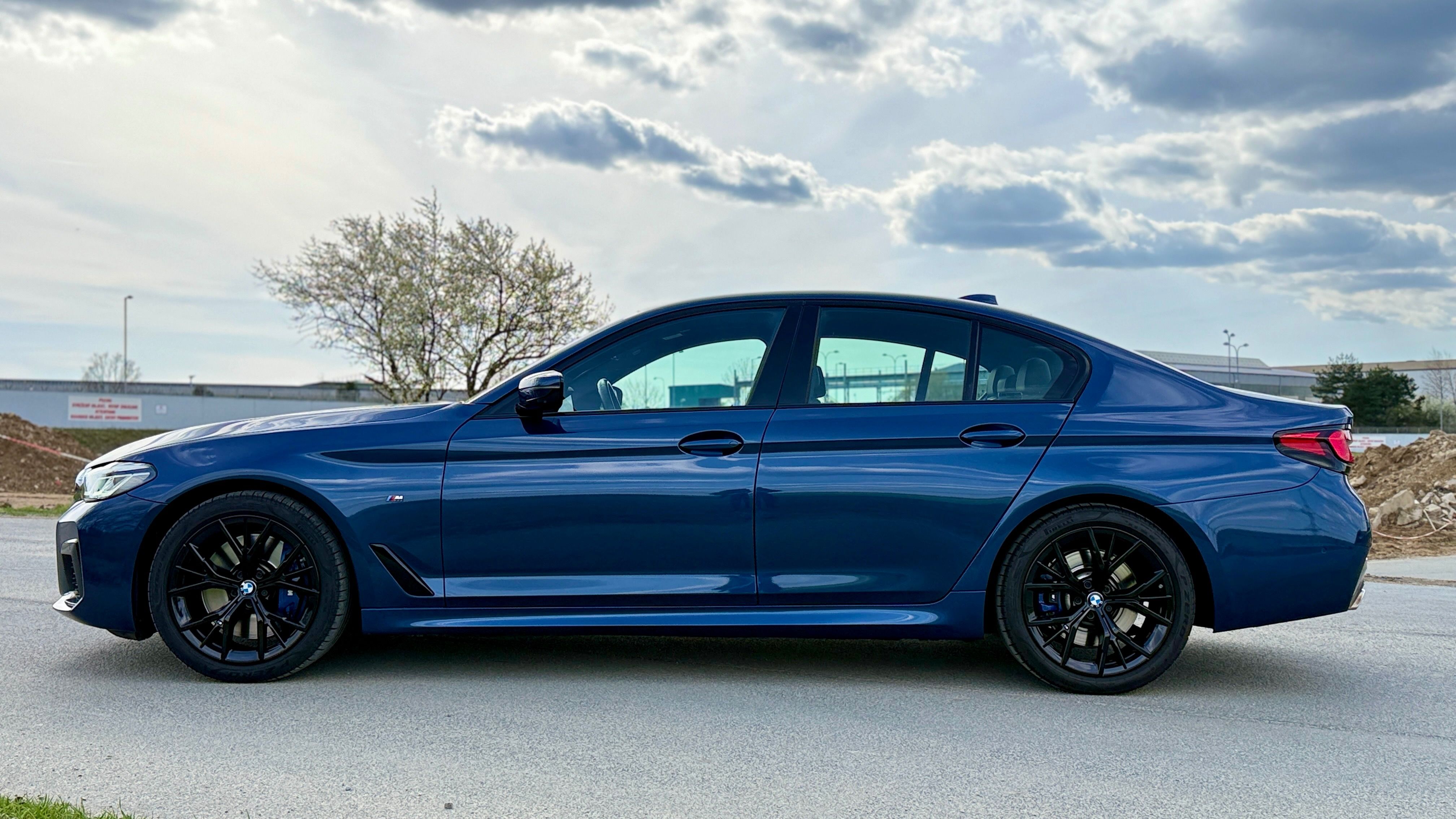 BMW Řada 5, 530d 210Kw|M-Paket|1.Maj|ČR - fotka 2