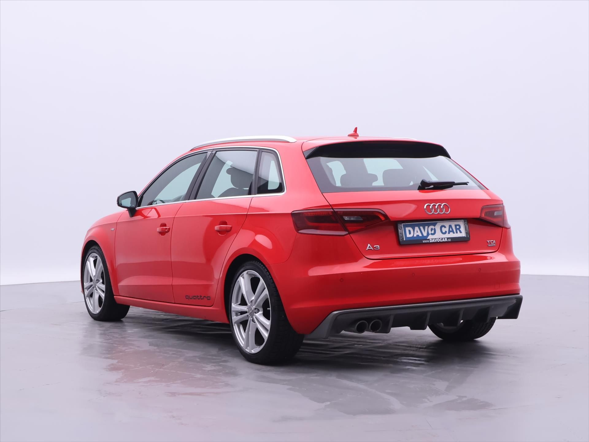Audi A3, 2,0 TDI 110kW quattro S-line - fotka 5