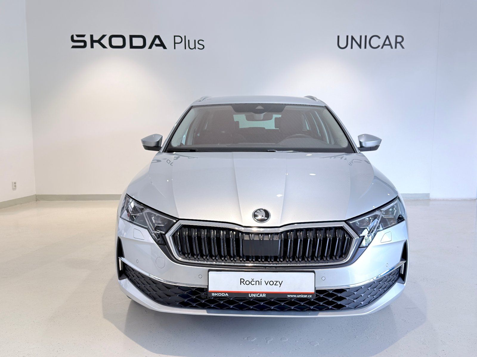 Škoda Octavia, Combi 130let PREMIUM 1.5 TSI / - fotka 4