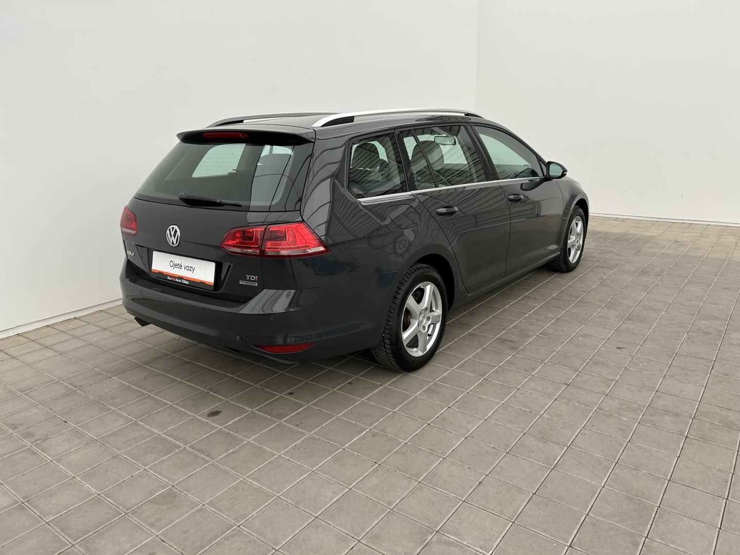 Volkswagen Golf Variant, 1.6TDI 77kW Highline - fotka 2