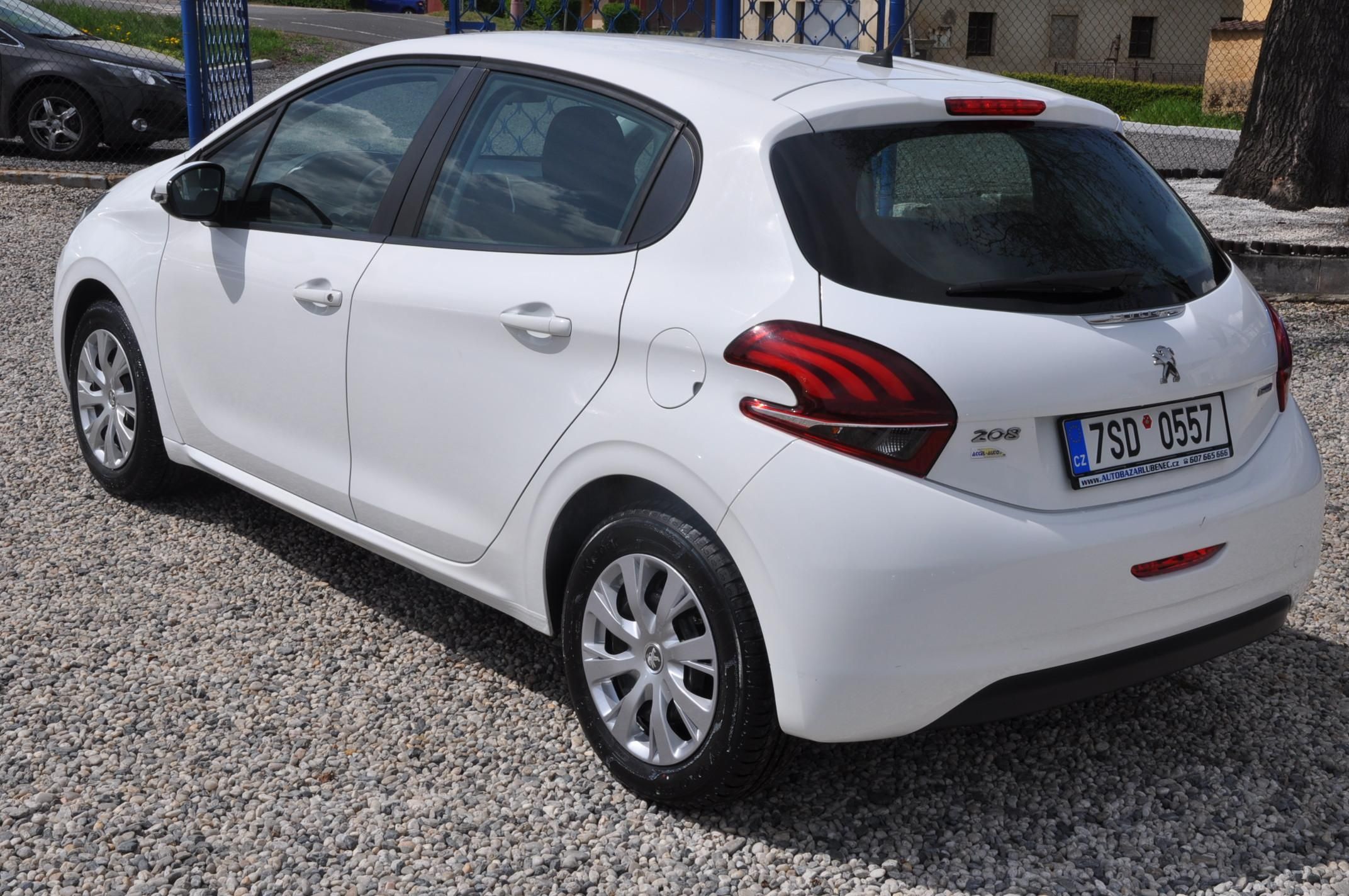 Peugeot 208, 1.6HDi 55kW - fotka 4