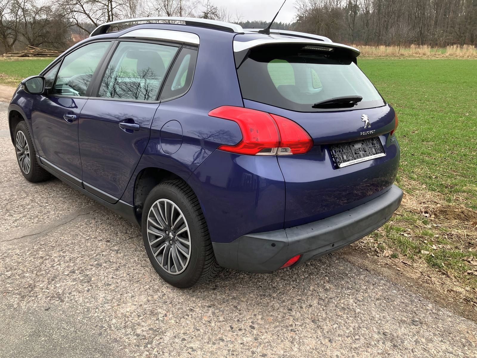 Peugeot 2008, 1.2i 60kW - fotka 4