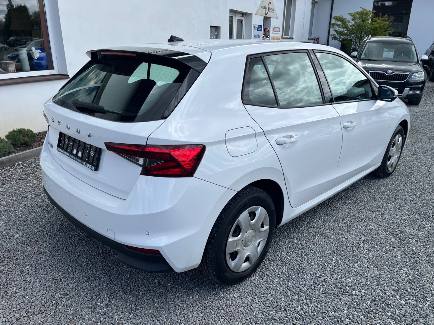 Škoda Fabia, 1.0 i Servisní kniha - fotka 2
