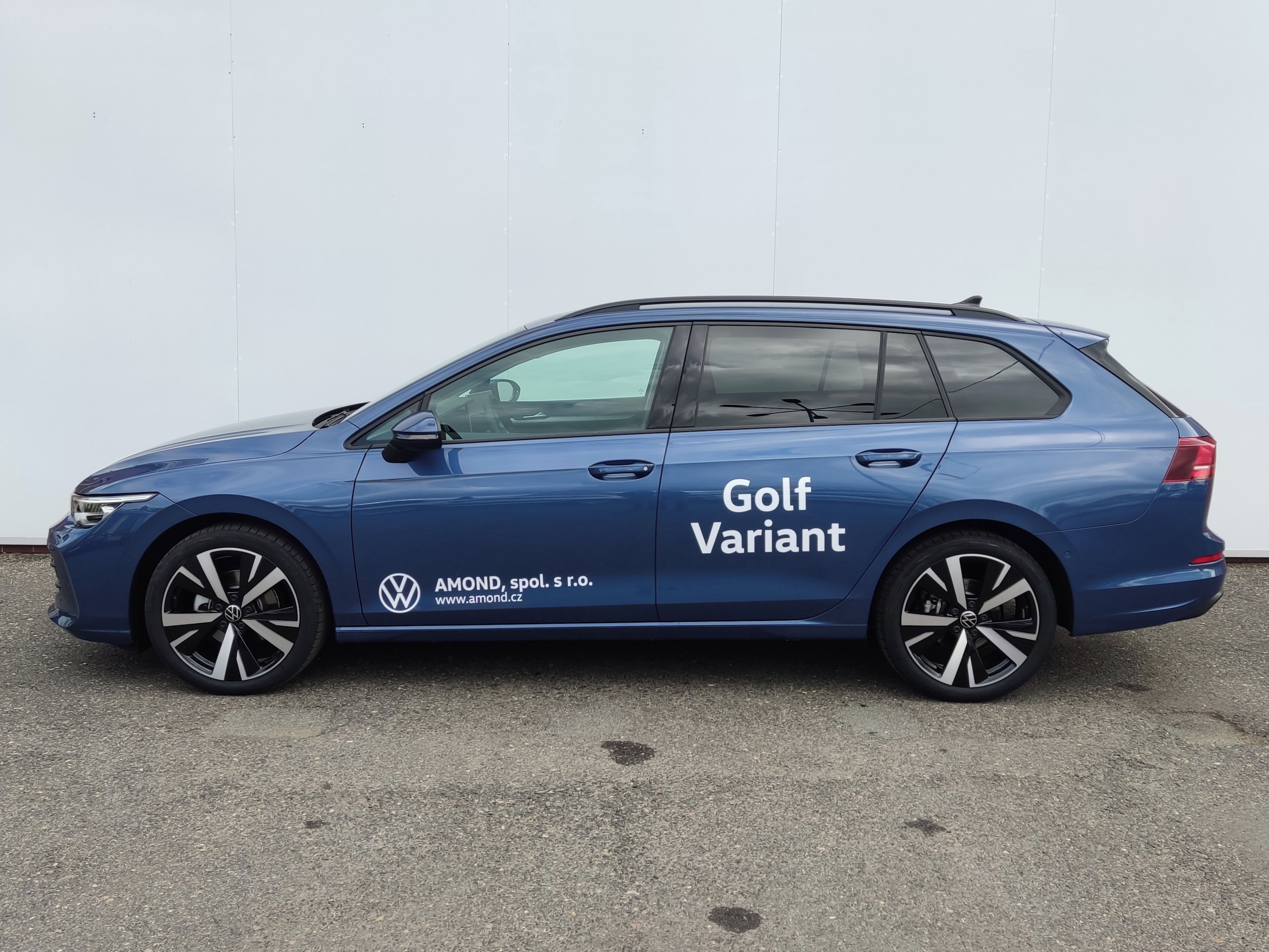 Volkswagen Golf, 1.5 eTSI 110 kW DSG People - fotka 3