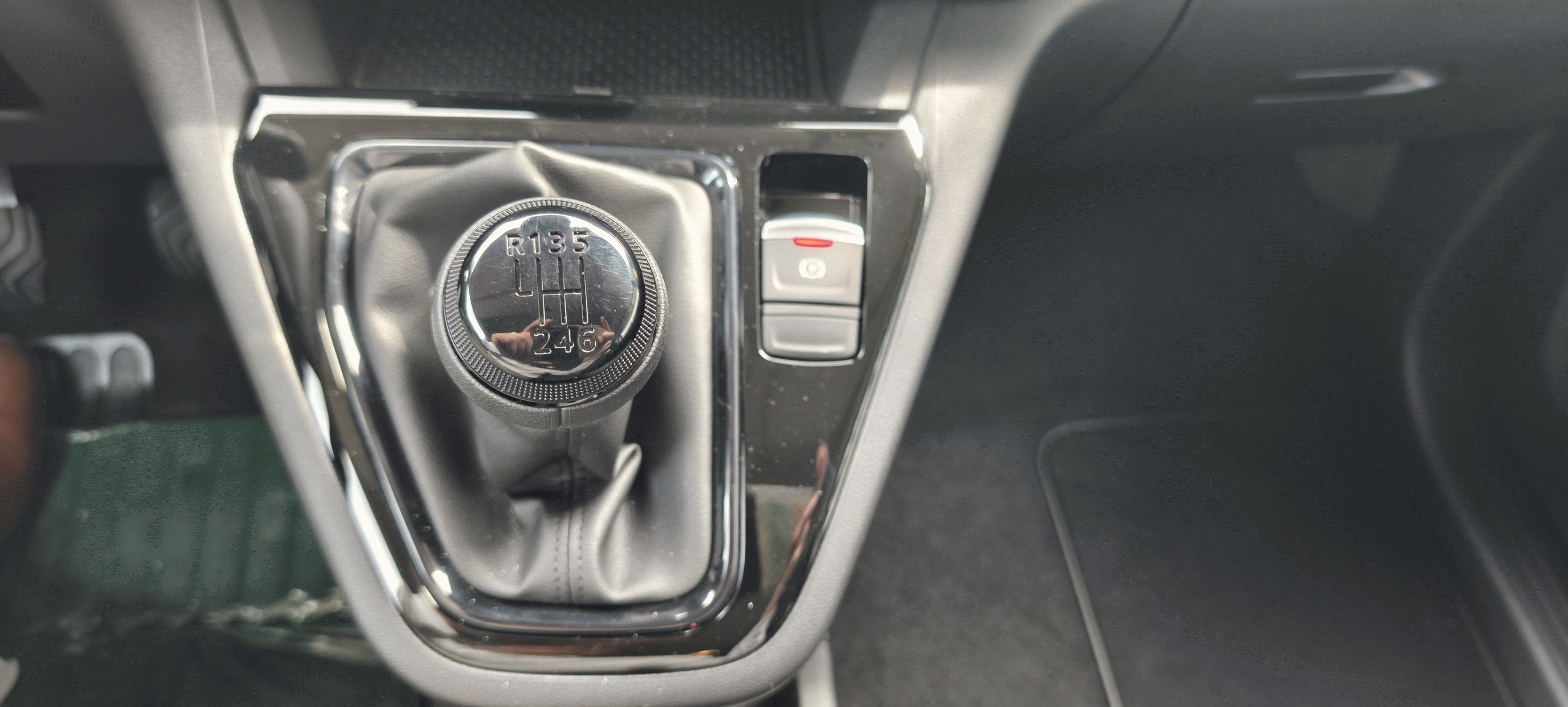 Renault Kangoo, Tce 130 - POBOČKA FRÝDEK-MÍSTE - fotka 2