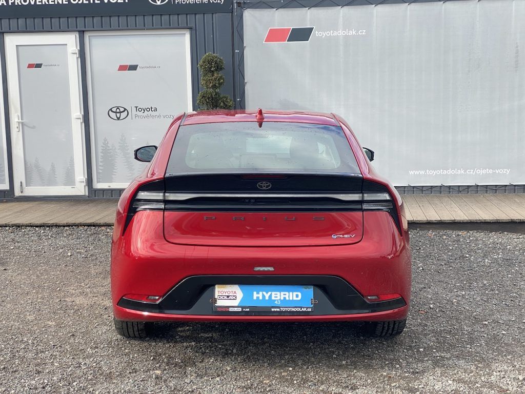 Toyota Prius, 2.0Plug-in, ČR-1.maj, Prestige - fotka 5