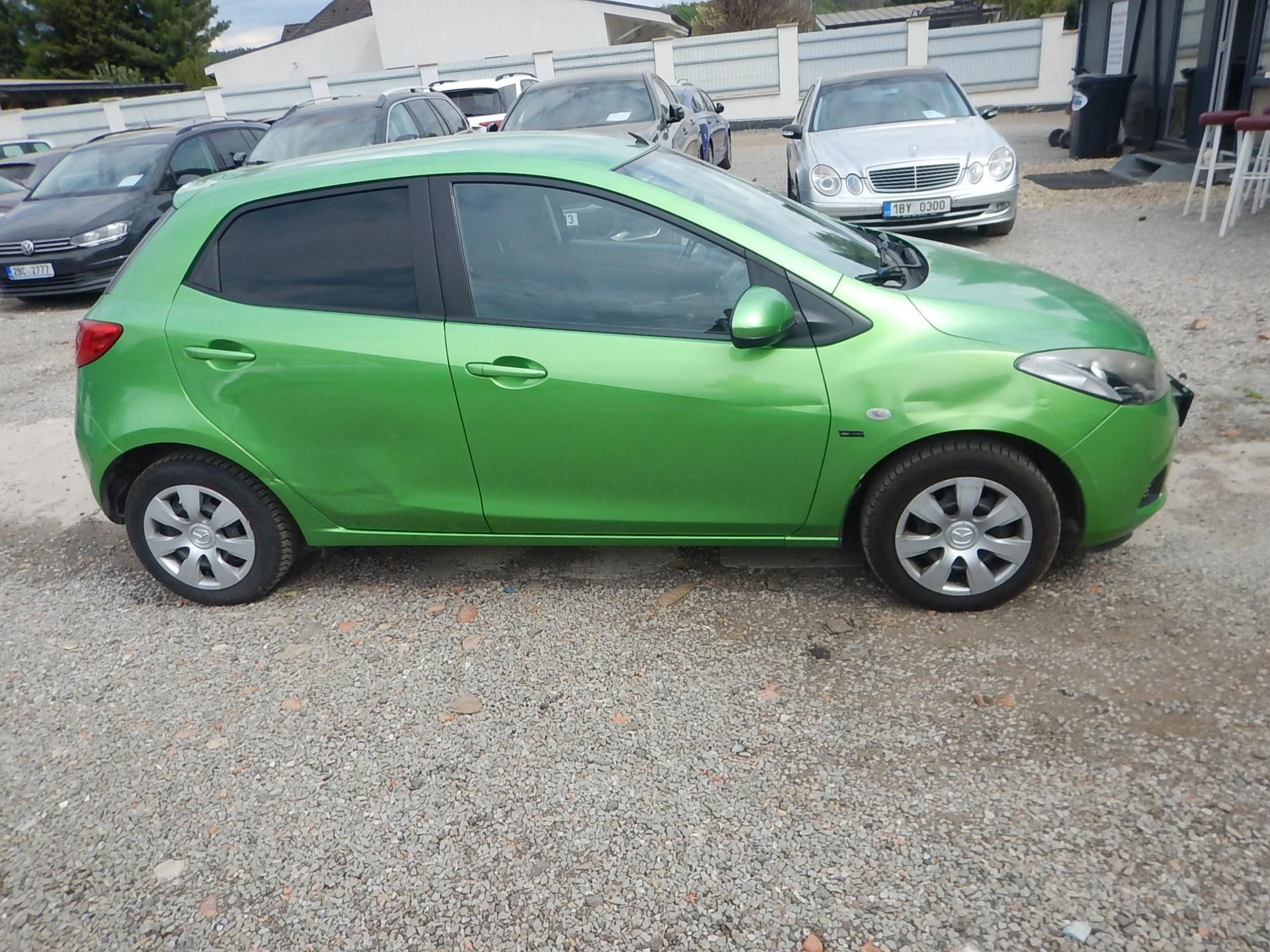 Mazda 2, 1.4i, 63 kW, KLIMA - fotka 5