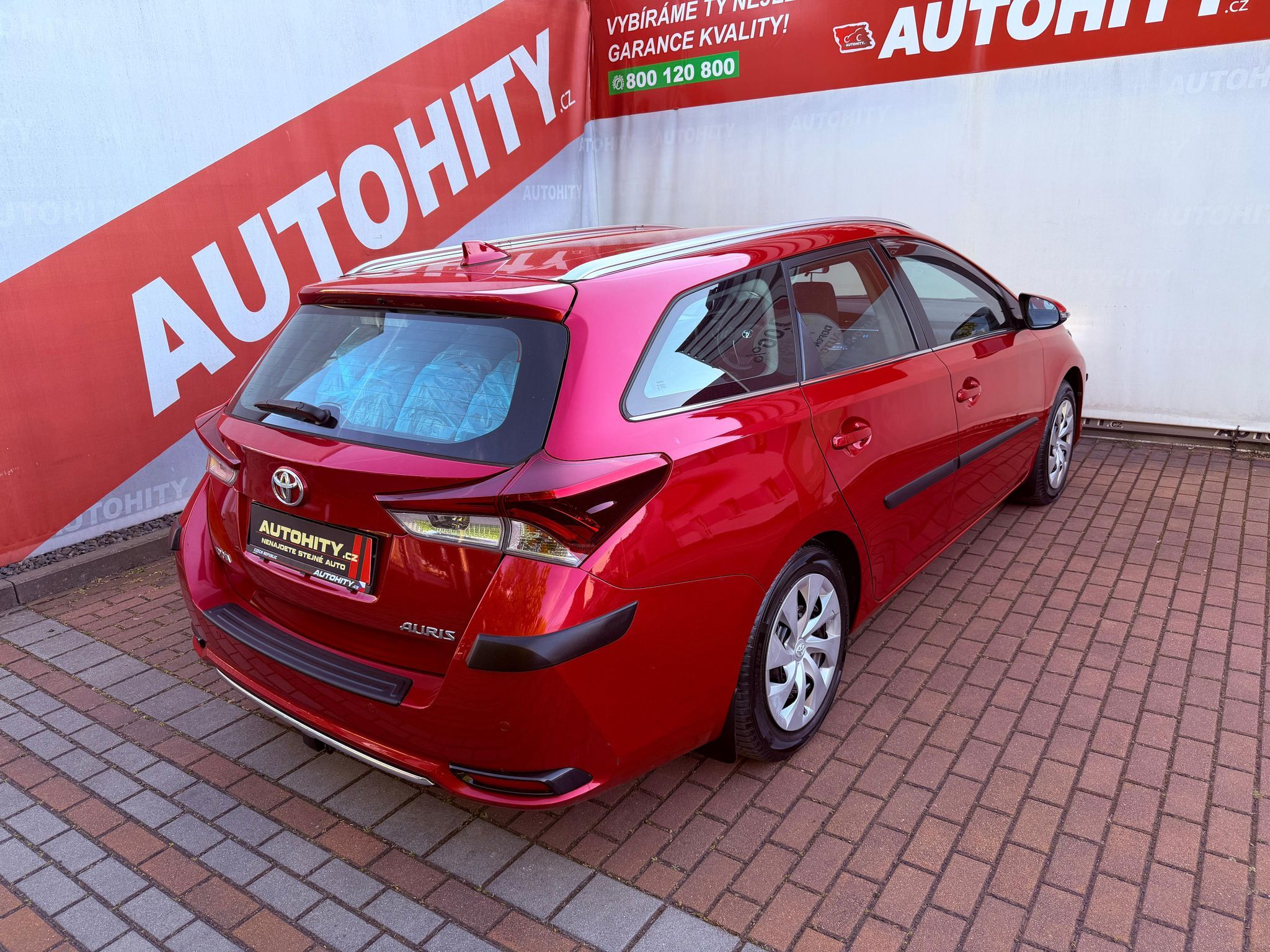 Toyota Auris, 1.2 Turbo Comfort, Tažné - fotka 6