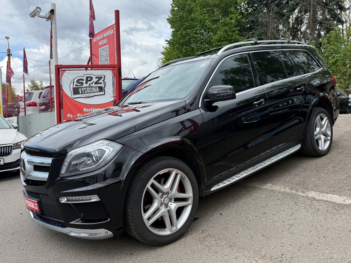 Mercedes-Benz GL, 350CDi AMG 4Matic 7.Míst - fotka 2