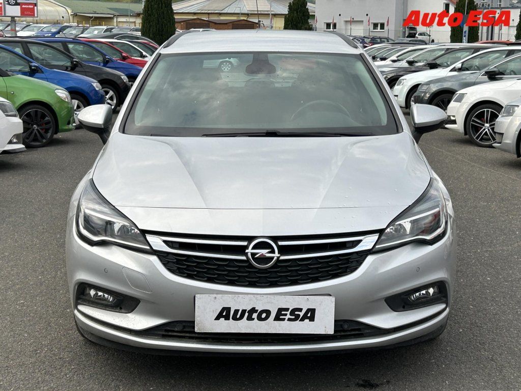 Opel Astra, 1.6CDTI - fotka 2