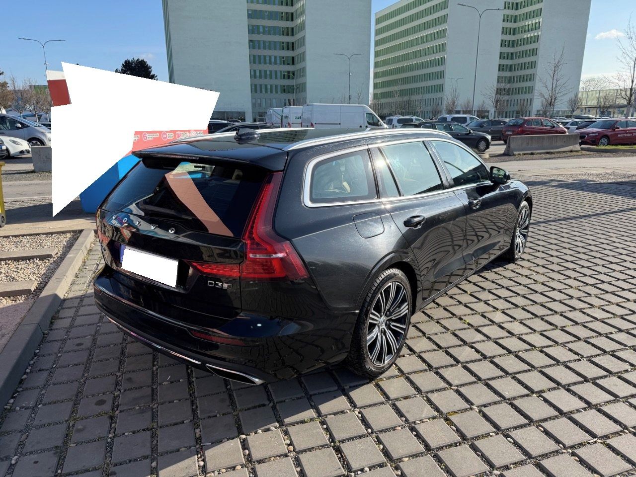 Volvo V60, 2.0tdi 110kw... 4x4! - fotka 3
