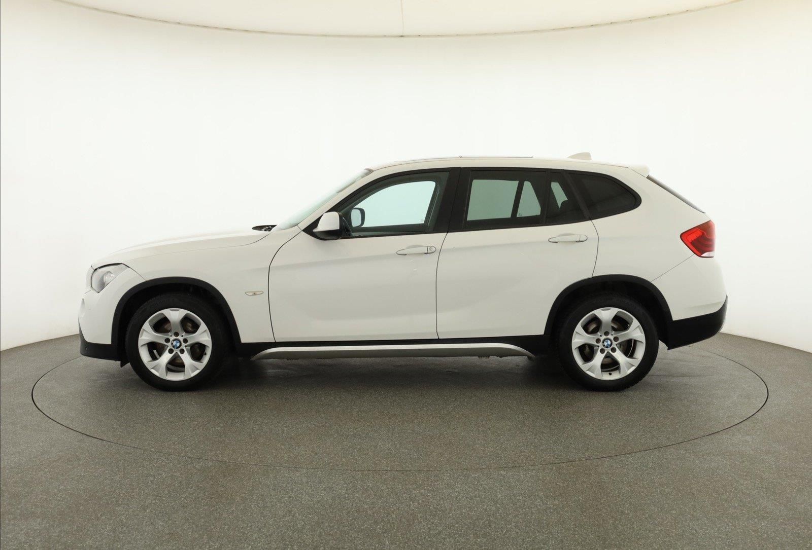 BMW X1, xDrive20d, 4X4, Serv.kniha - fotka 3