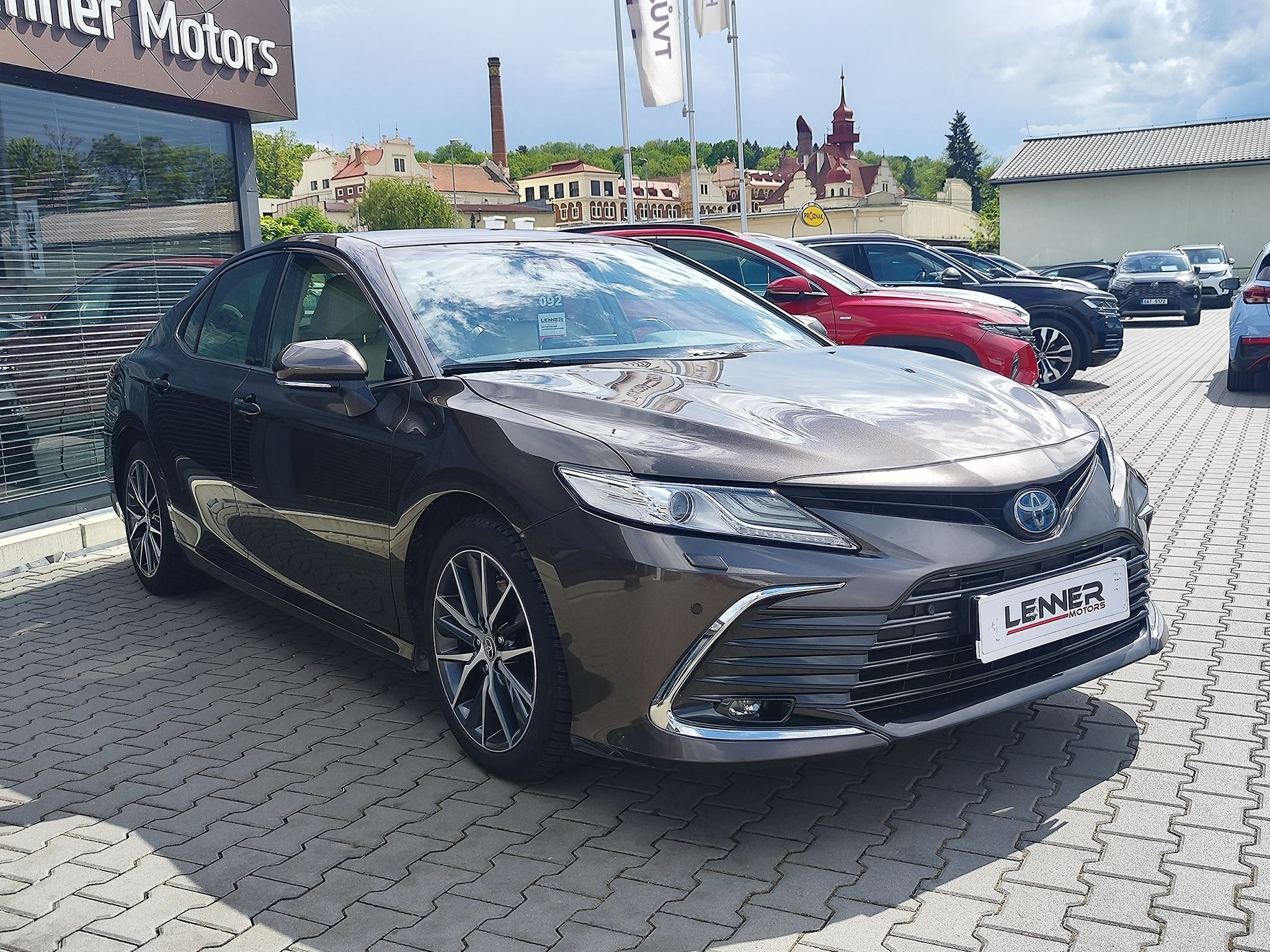 Toyota Camry, 2.5 HEV/160kW Executive e-CVT - fotka 3