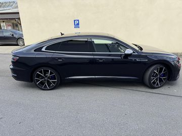 R  235 kW