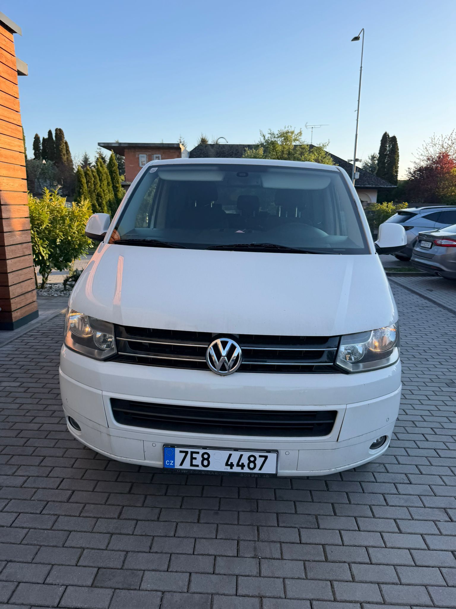 Volkswagen Caravelle, 2.0 4x4 TDI 8–9 míst Automat - fotka 2