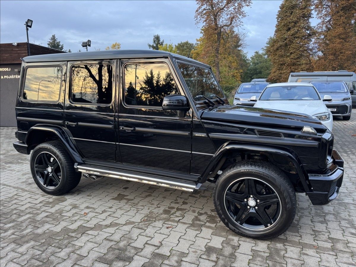 Mercedes-Benz Třídy G, G 500 - fotka 4