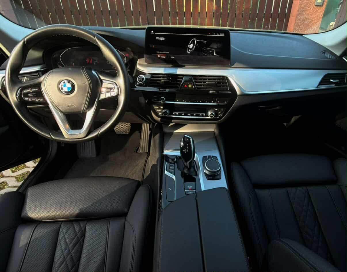 BMW Řada 5, BMW 520d - fotka 4
