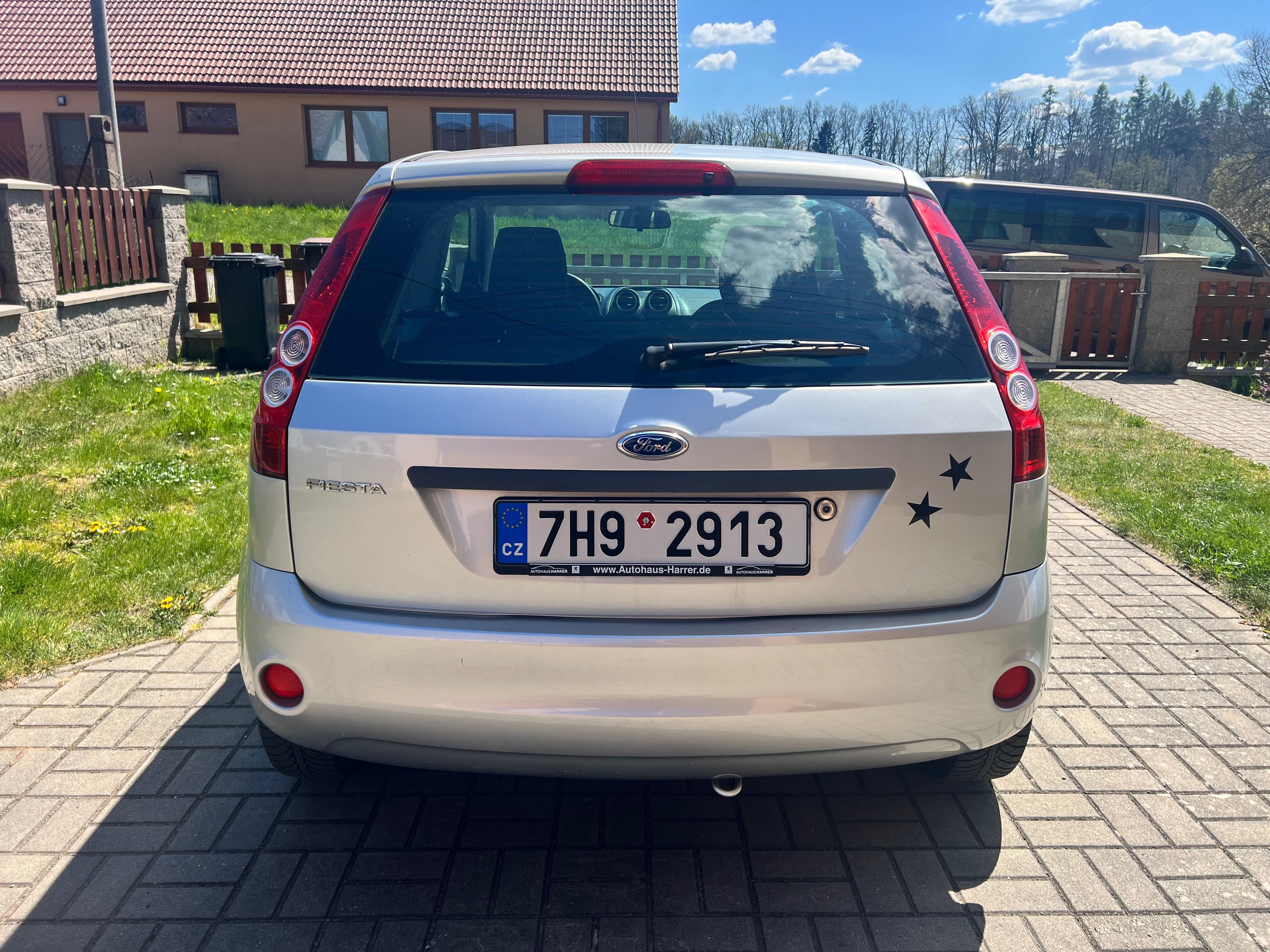 Ford Fiesta, 1.4 16v 59kW - fotka 6
