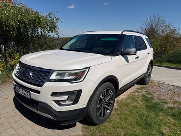 Ford Explorer 3.5 V6 PLATINUM