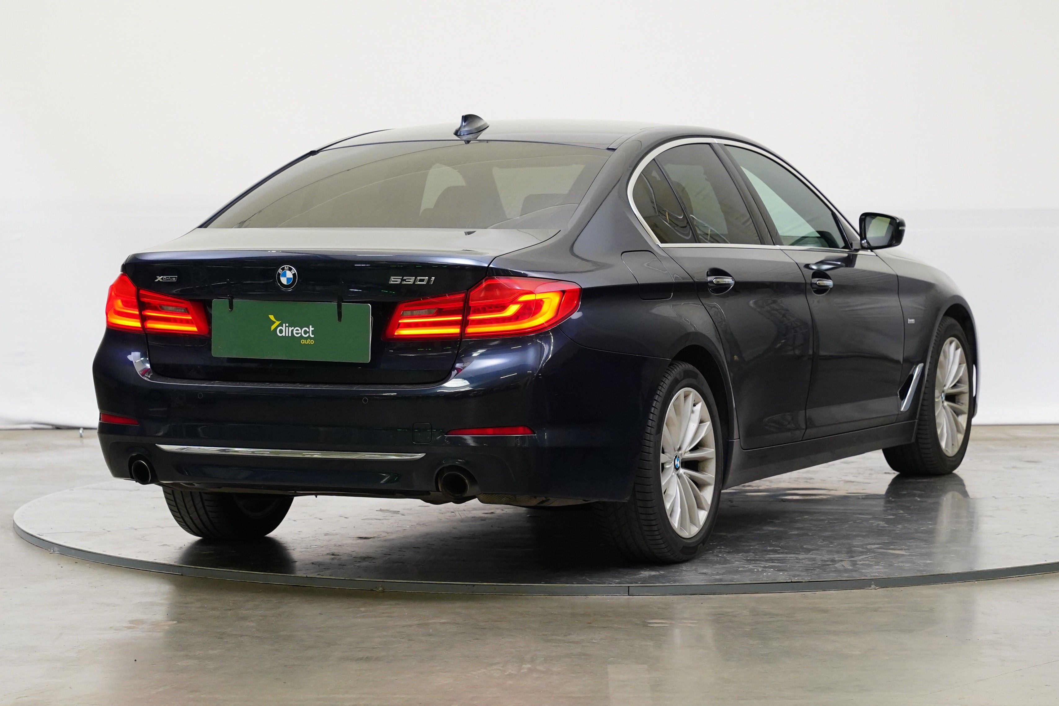BMW Řada 5, 2.0 xDrive 185 kW - fotka 2
