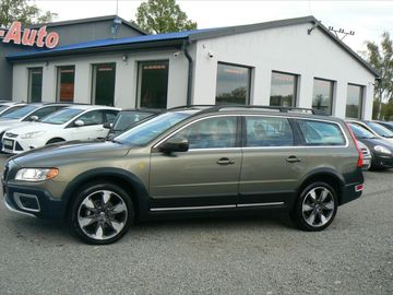 2,4 D5  AWD