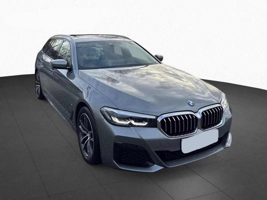 BMW Řada 5, 520 d Touring M SPORT*Kůže* - fotka 3