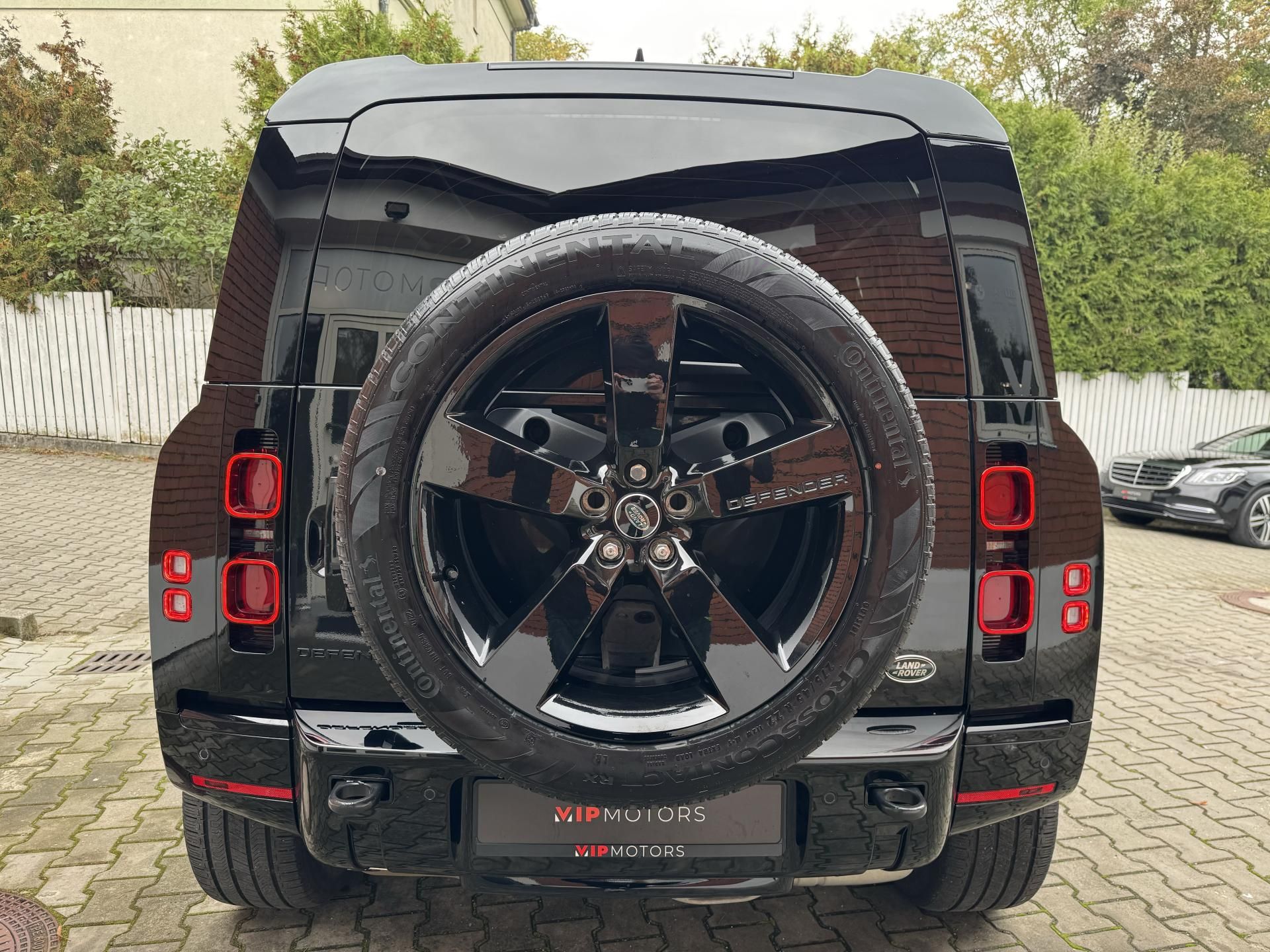 Land Rover Defender, D300-R DYNAMIC-BLACK-R22 - fotka 4