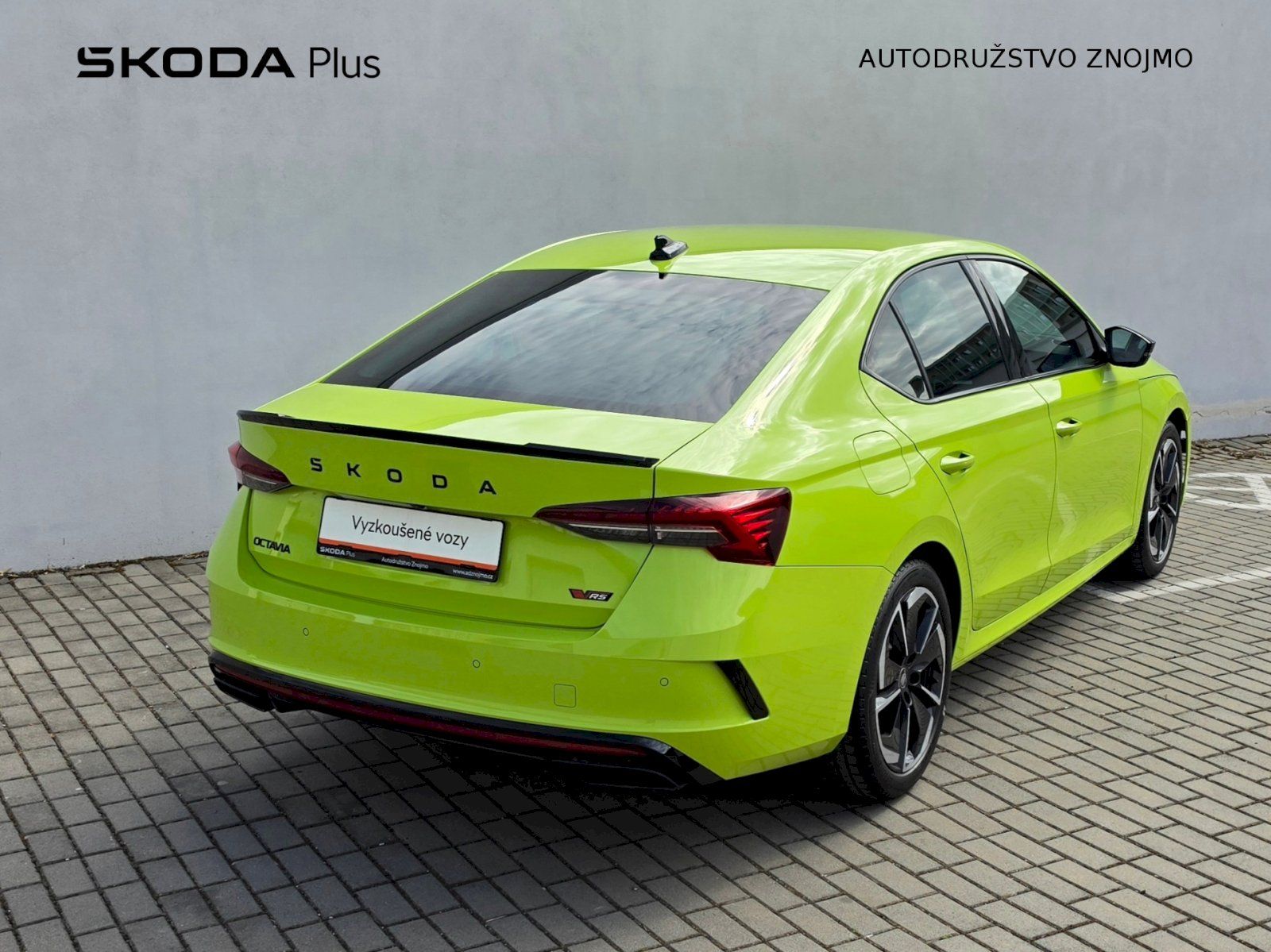 Škoda Octavia, 2,0TSI 195KW DSG RS - fotka 2