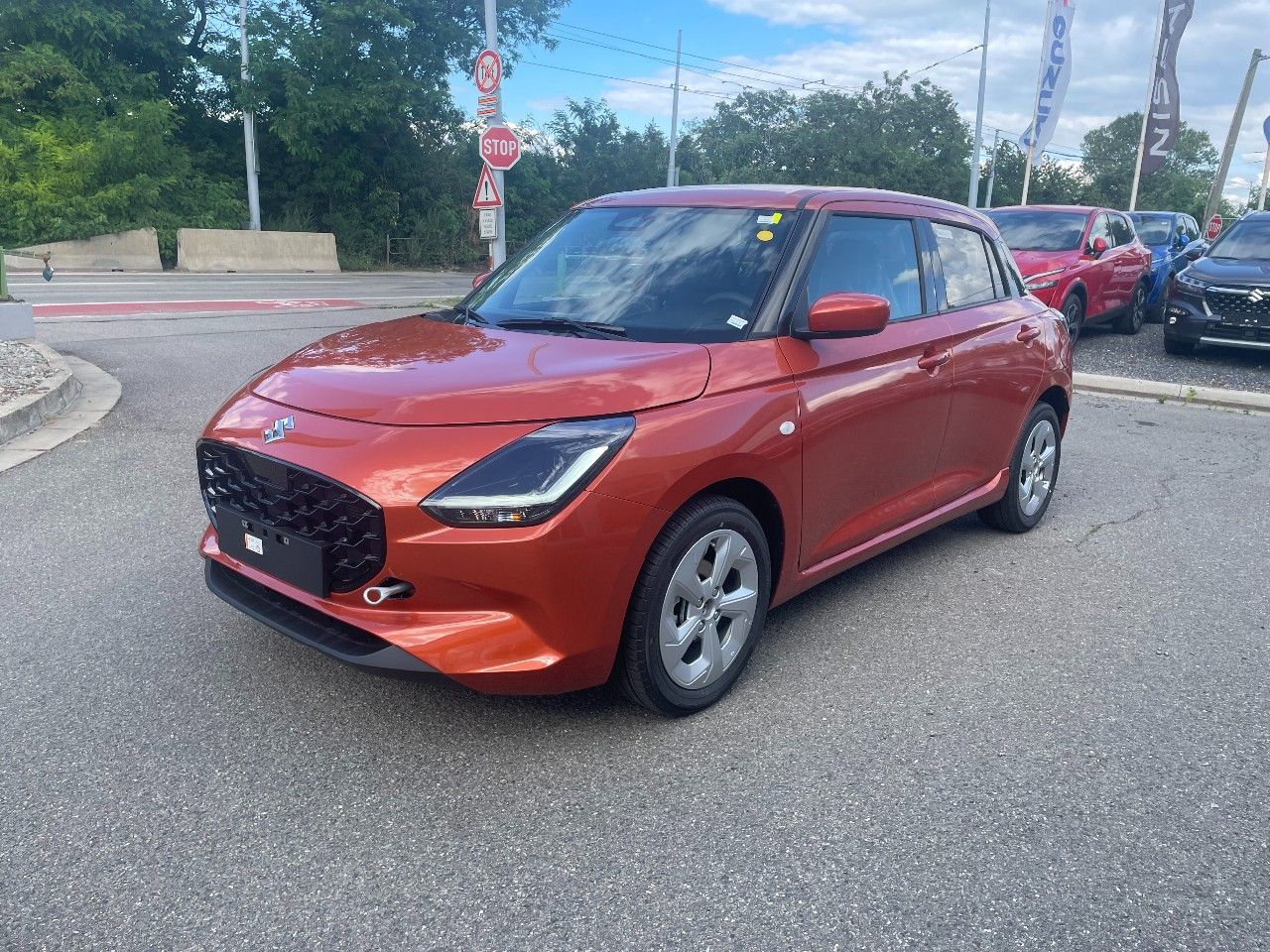 Suzuki Swift, Premium 1,2 DualJet automat - fotka 3