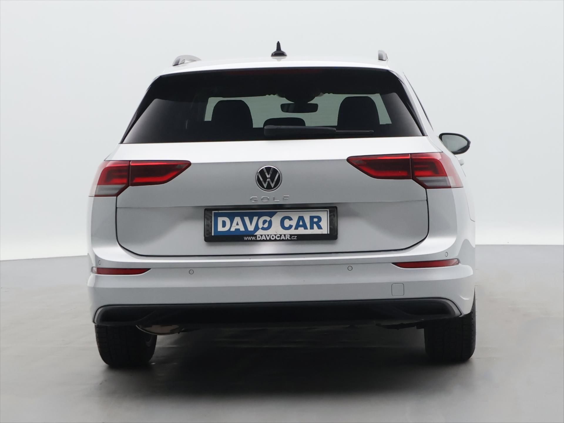 Volkswagen Golf, 1,5 TSI 96kW CZ Life 1.Maj DPH - fotka 6